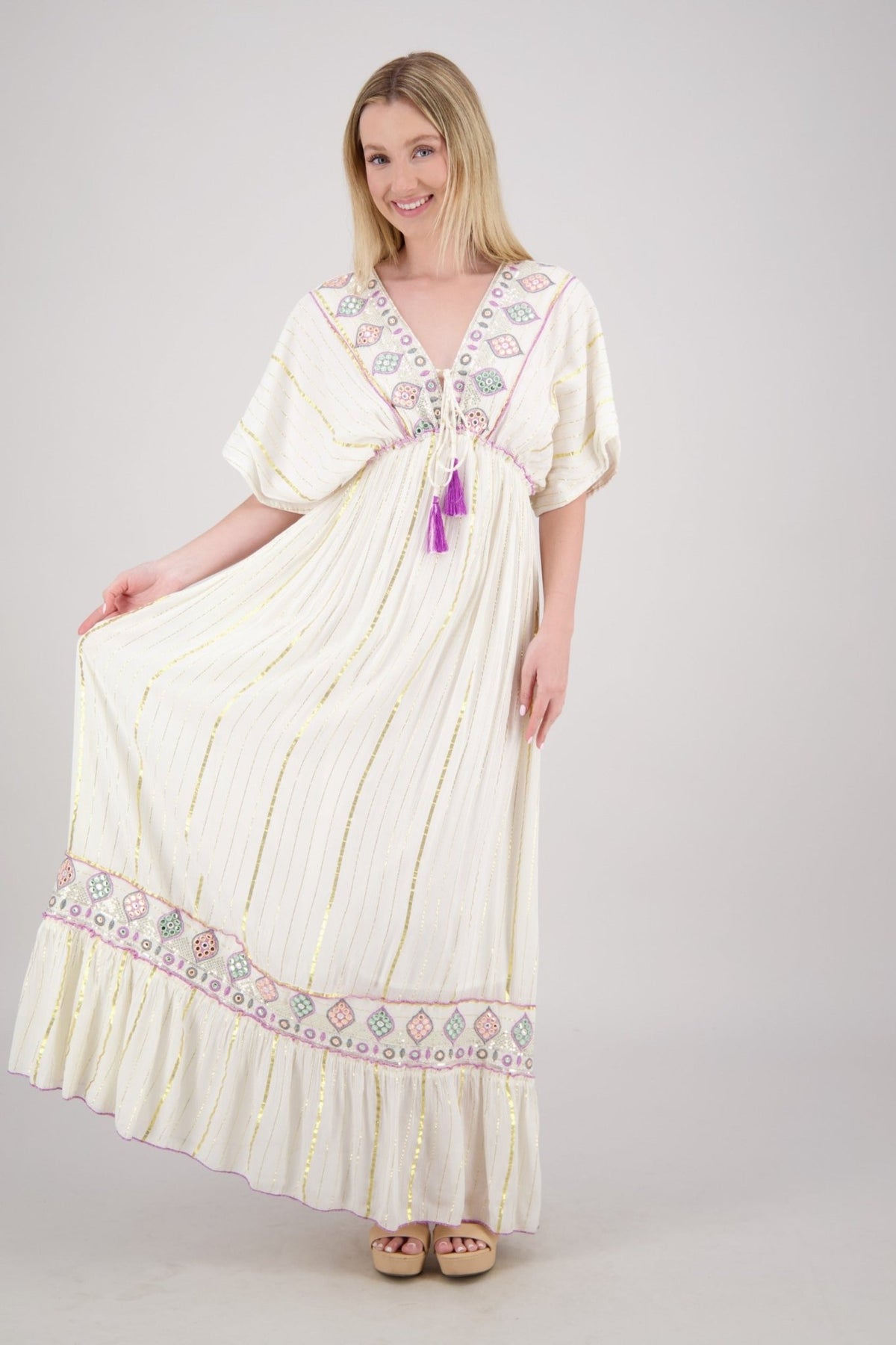 24737 - Advance Apparels Inc