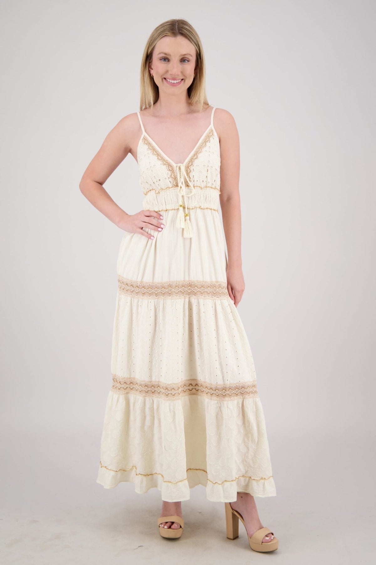 25207 - Advance Apparels Inc