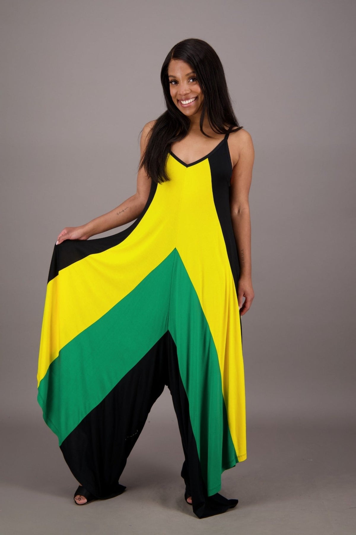 Caribbean Flair Jamaican Jumper - Advance Apparels Inc