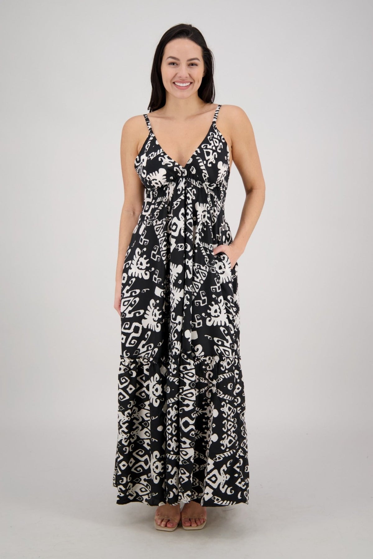 Dalia Monochrome Maxi AB - 35109 - Advance Apparels Inc