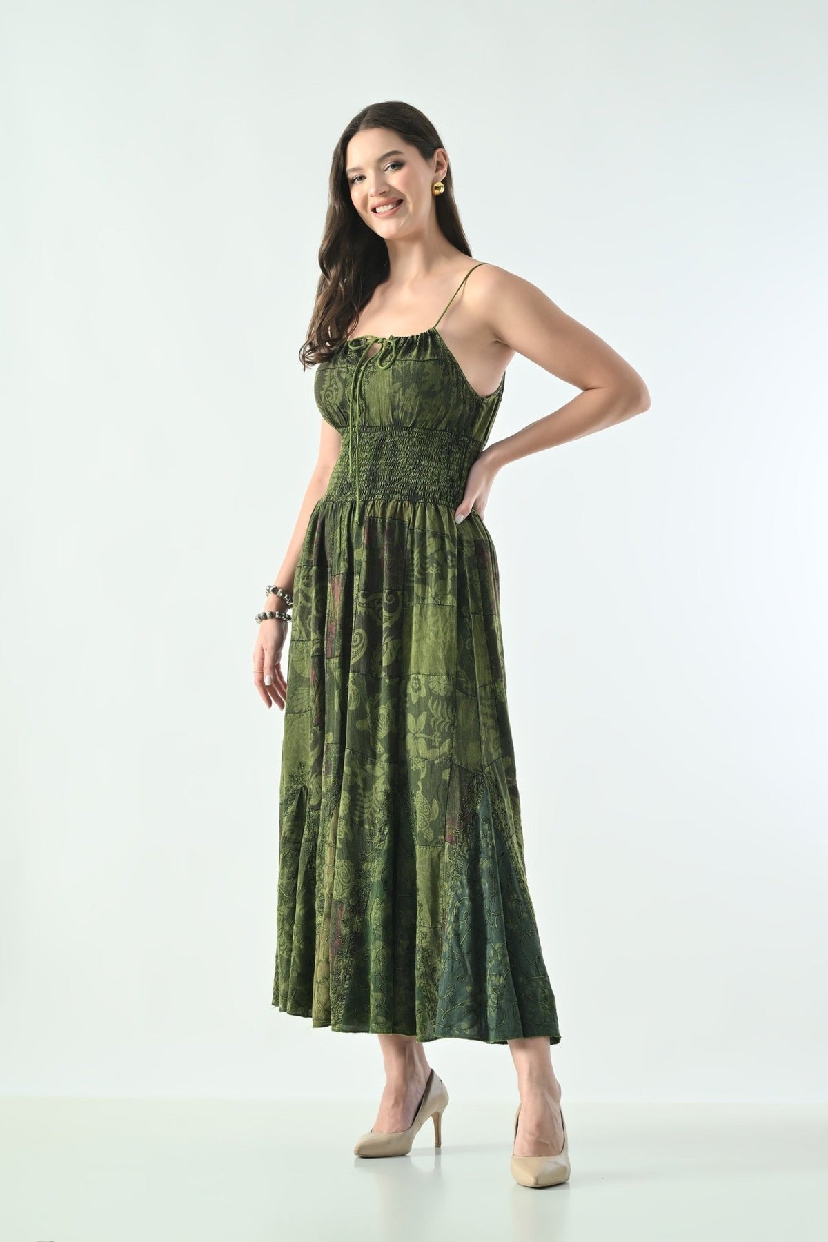 PAT-2814 - Advance Apparels Inc